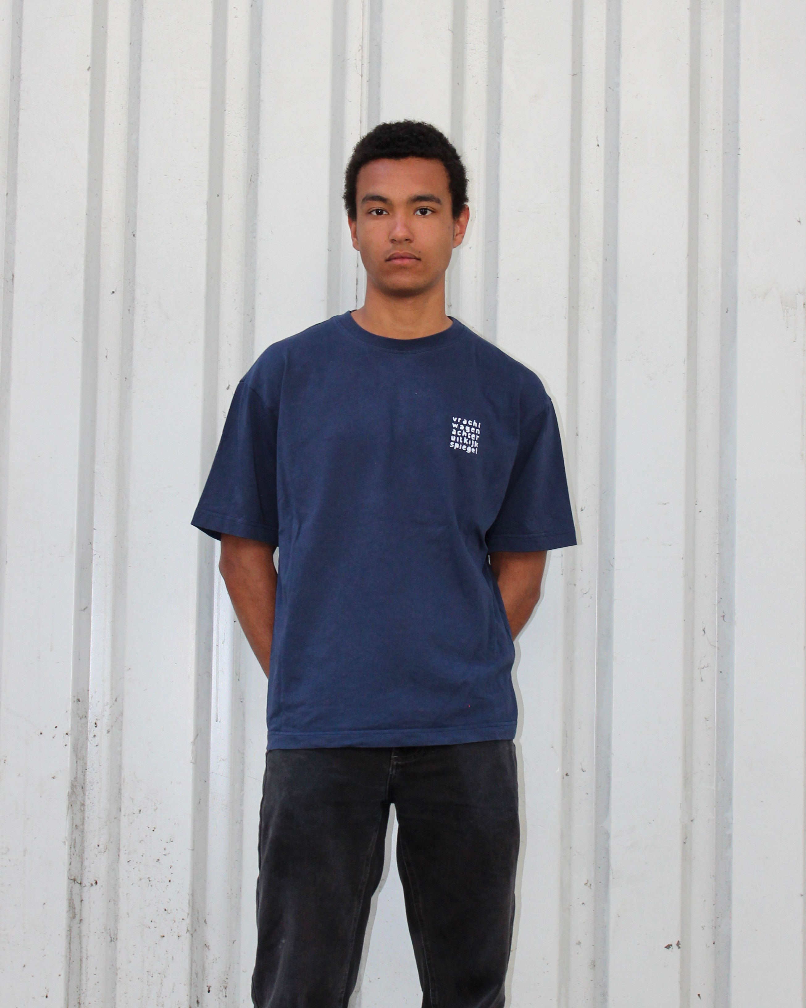 /media/shirt_type_images/blue.front.jpg